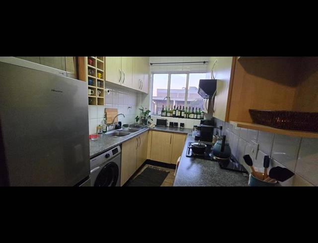 1 BEDROOM APARTMENT FOR SALE IN BEDFORD GARDENS